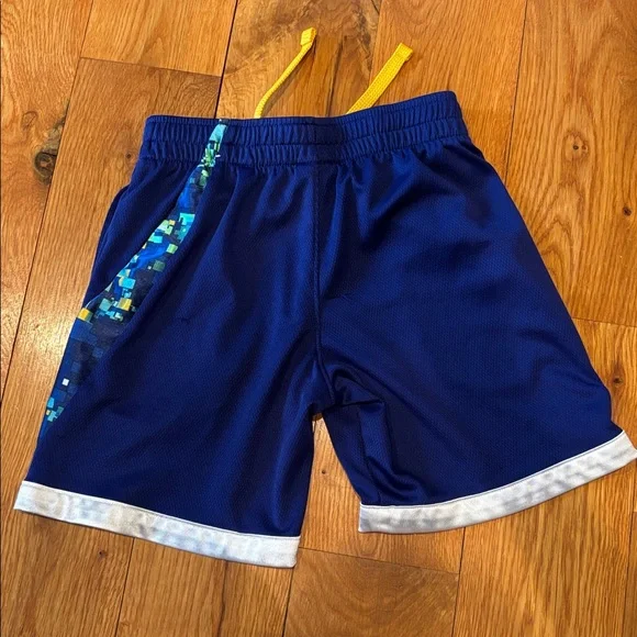 Nike dri fit shorts 2 pair - Picture 6 of 8